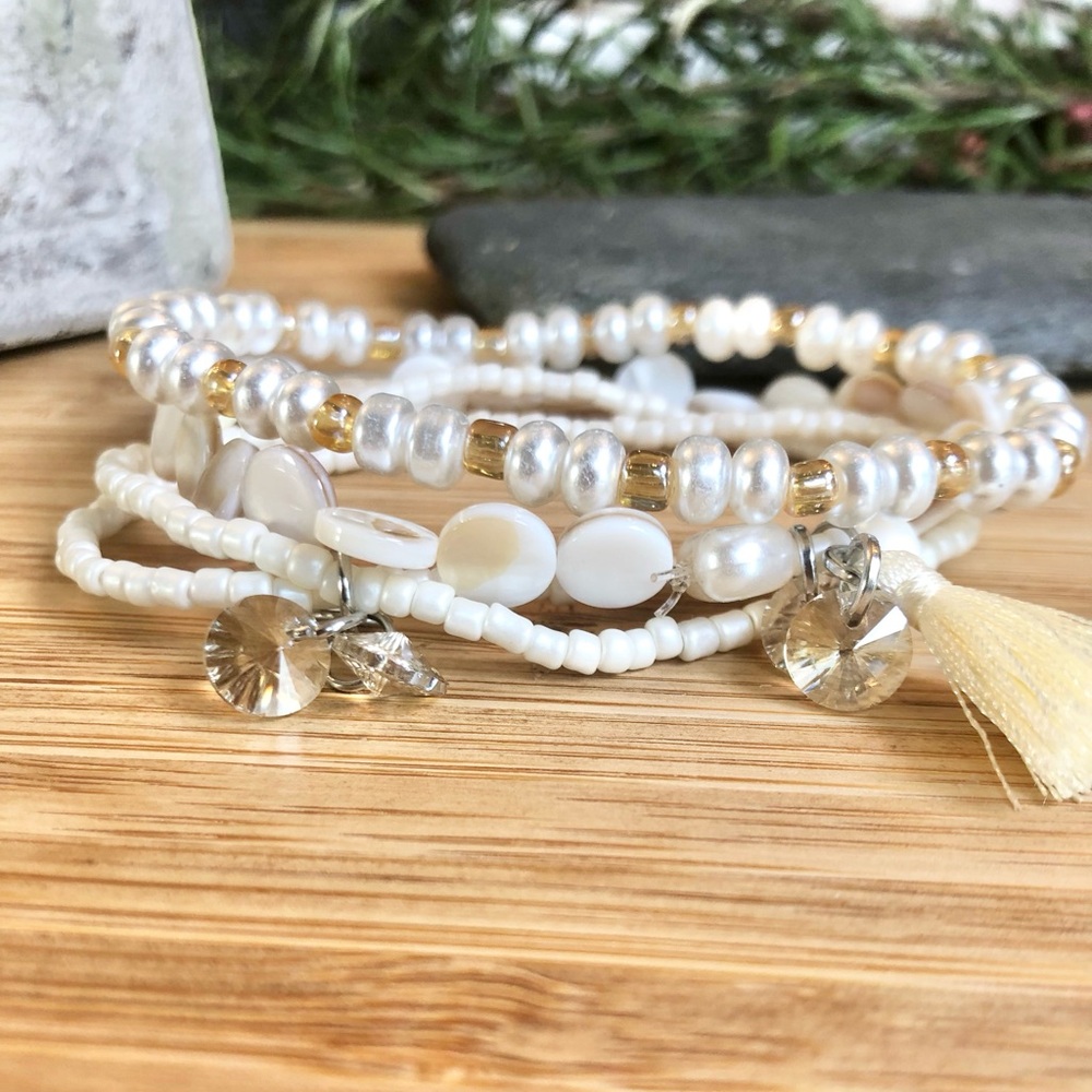 3 Piece Pearl White and Gold Stretch Bracelet Set